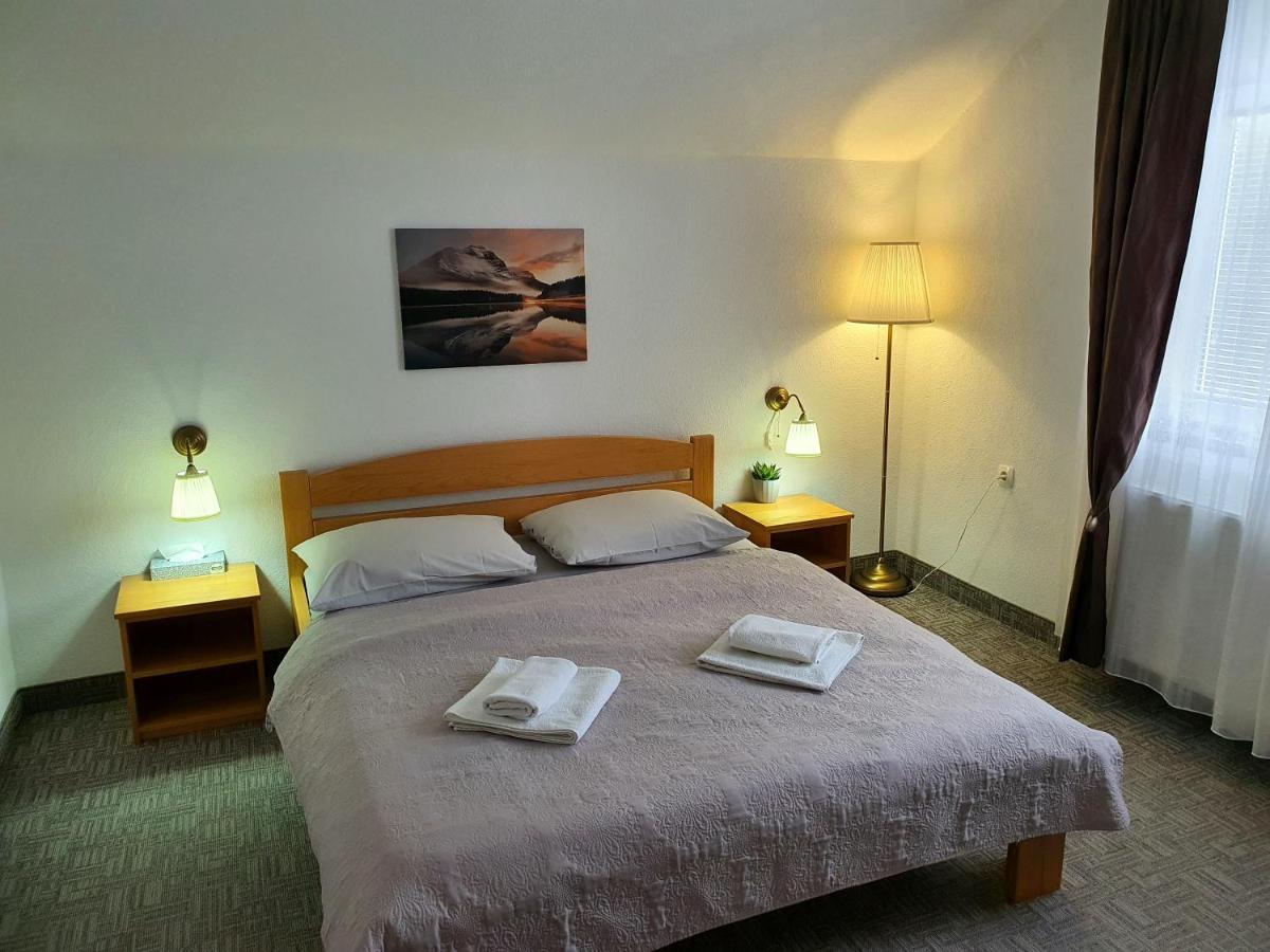 Guesthouse Kovacevic Korenica Eksteriør billede