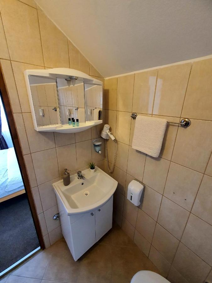 Guesthouse Kovacevic Korenica Eksteriør billede