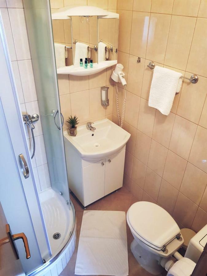 Guesthouse Kovacevic Korenica Eksteriør billede